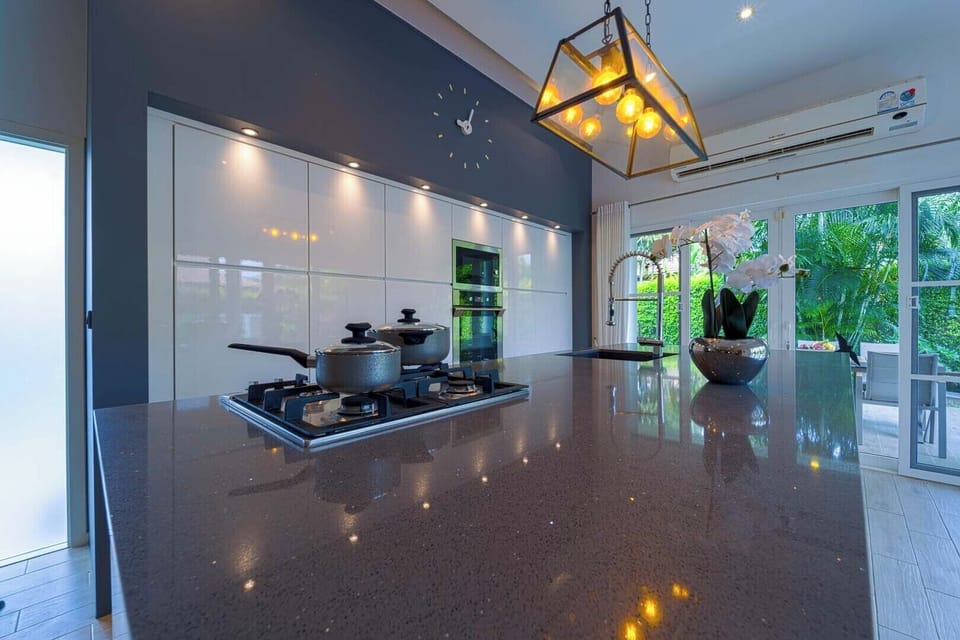 Exclusive Villa, Balcony, Pool View | Private kitchen