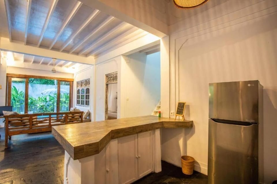 Villa, 3 Bedrooms, Balcony, Pool View | Private kitchen