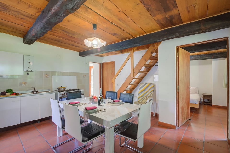 Family Chalet, Multiple Bedrooms, Mountainside (Rustico Val Bavona house) | Dining