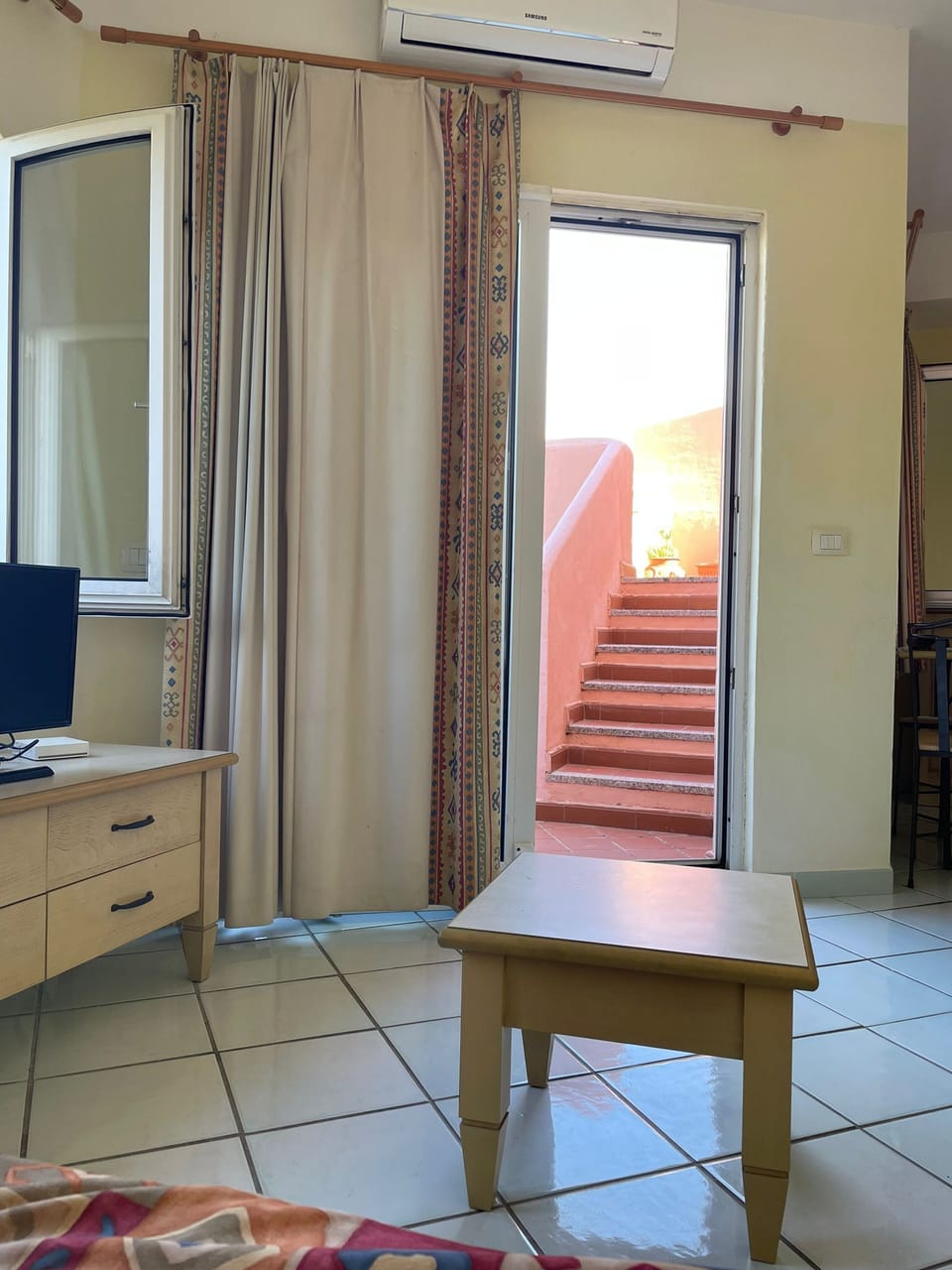 Apartment, 1 Bedroom, Smoking, Patio | Interior