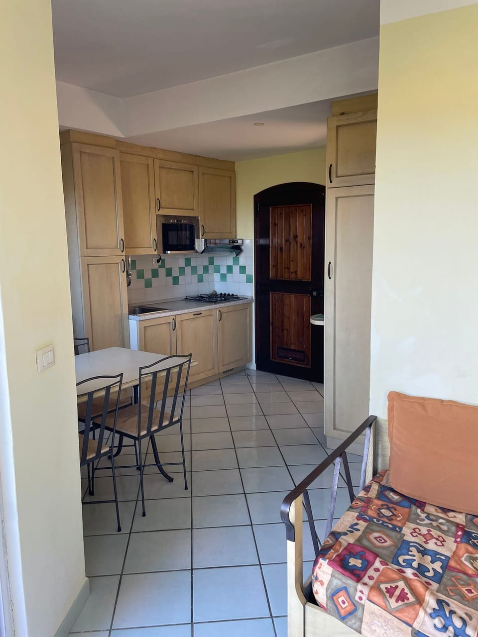 Apartment, 1 Bedroom, Smoking, Patio | Interior