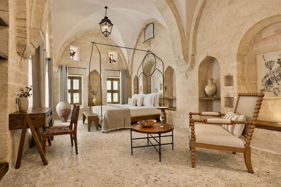 Deluxe Room, Courtyard View | In-room safe, soundproofing, free WiFi, bed sheets