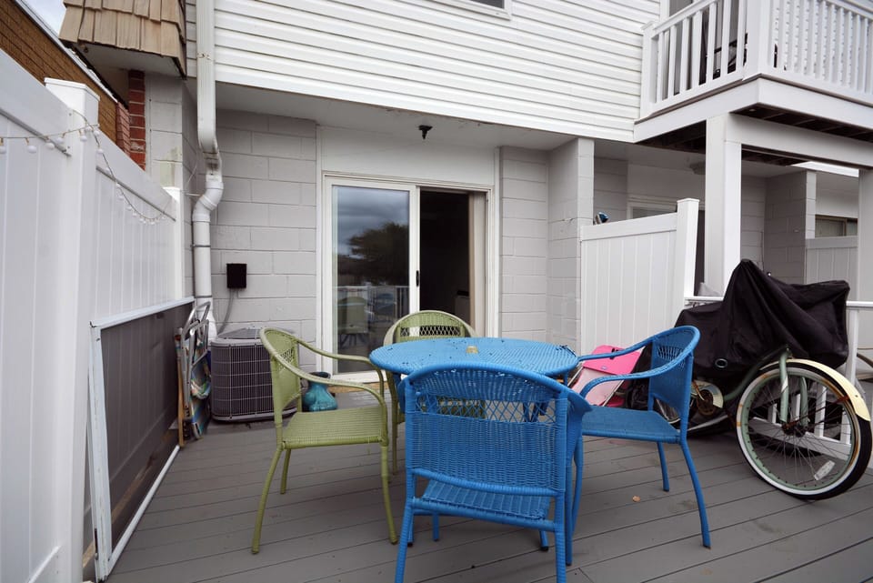 DECK