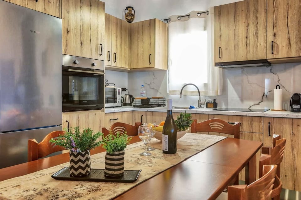 Fully equipped kitchen