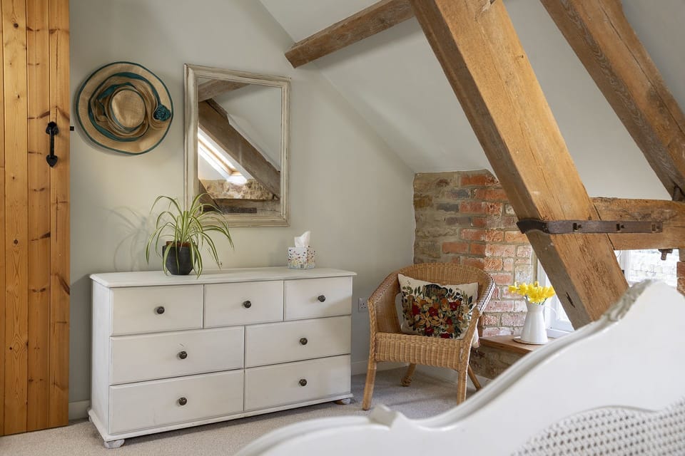 The Granary at Oriel Farm Master Bedroom - StayCotswold