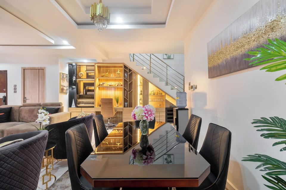Apartment | Dining