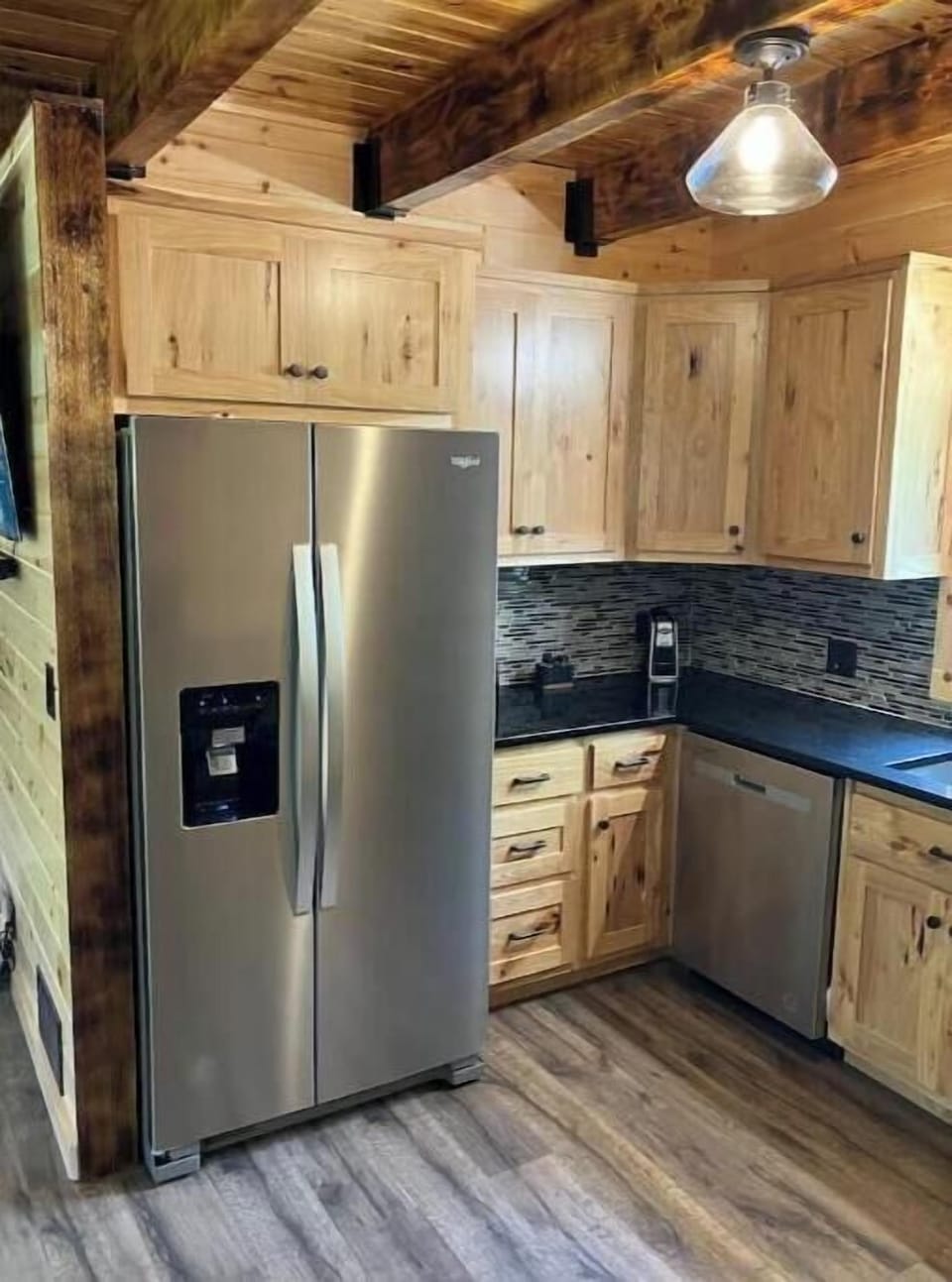 Full kitchen