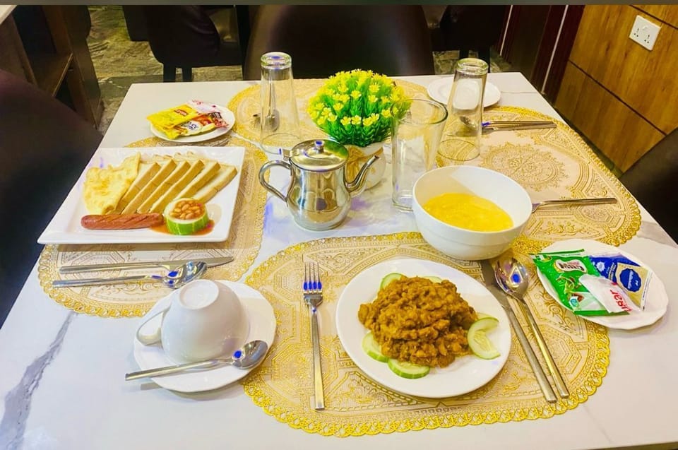 Free daily continental breakfast