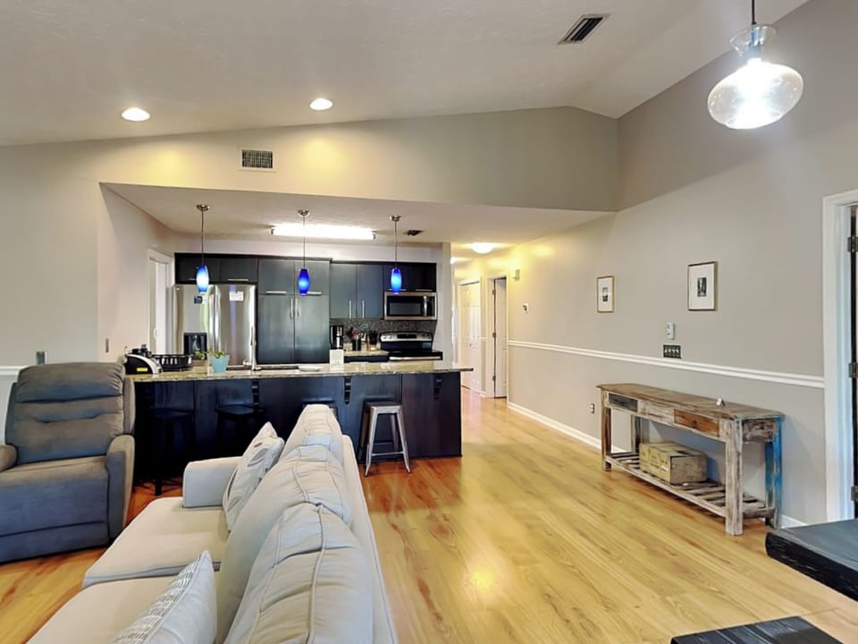 House, Multiple Beds, Patio, Garden View (Gulf Six) | Living area | 42-inch flat-screen TV with digital channels