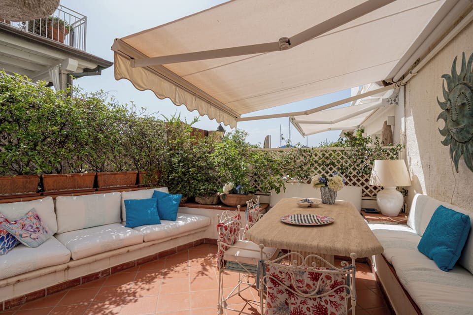 Apartment | Terrace/patio