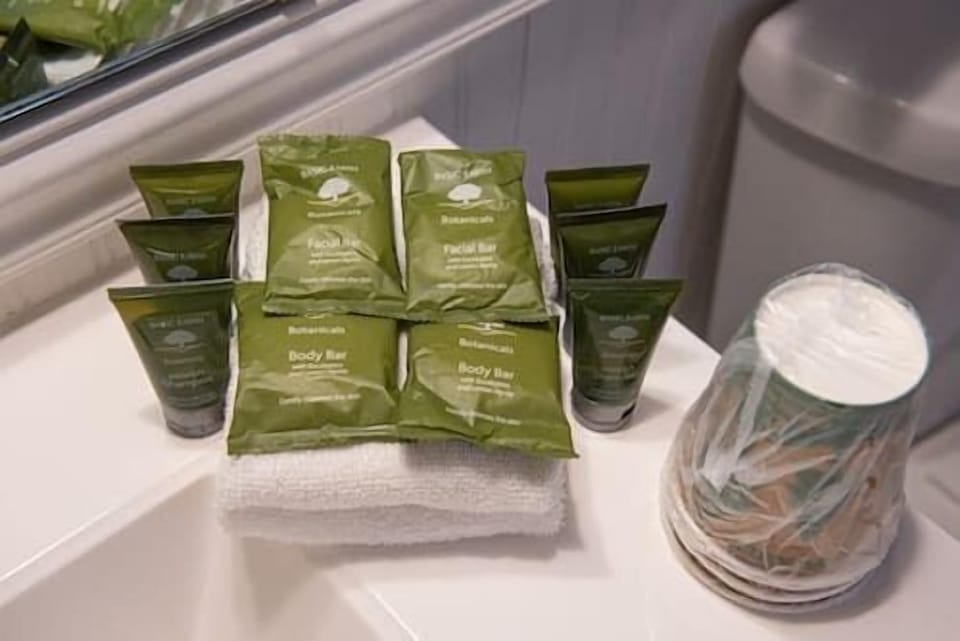 Bathroom amenities