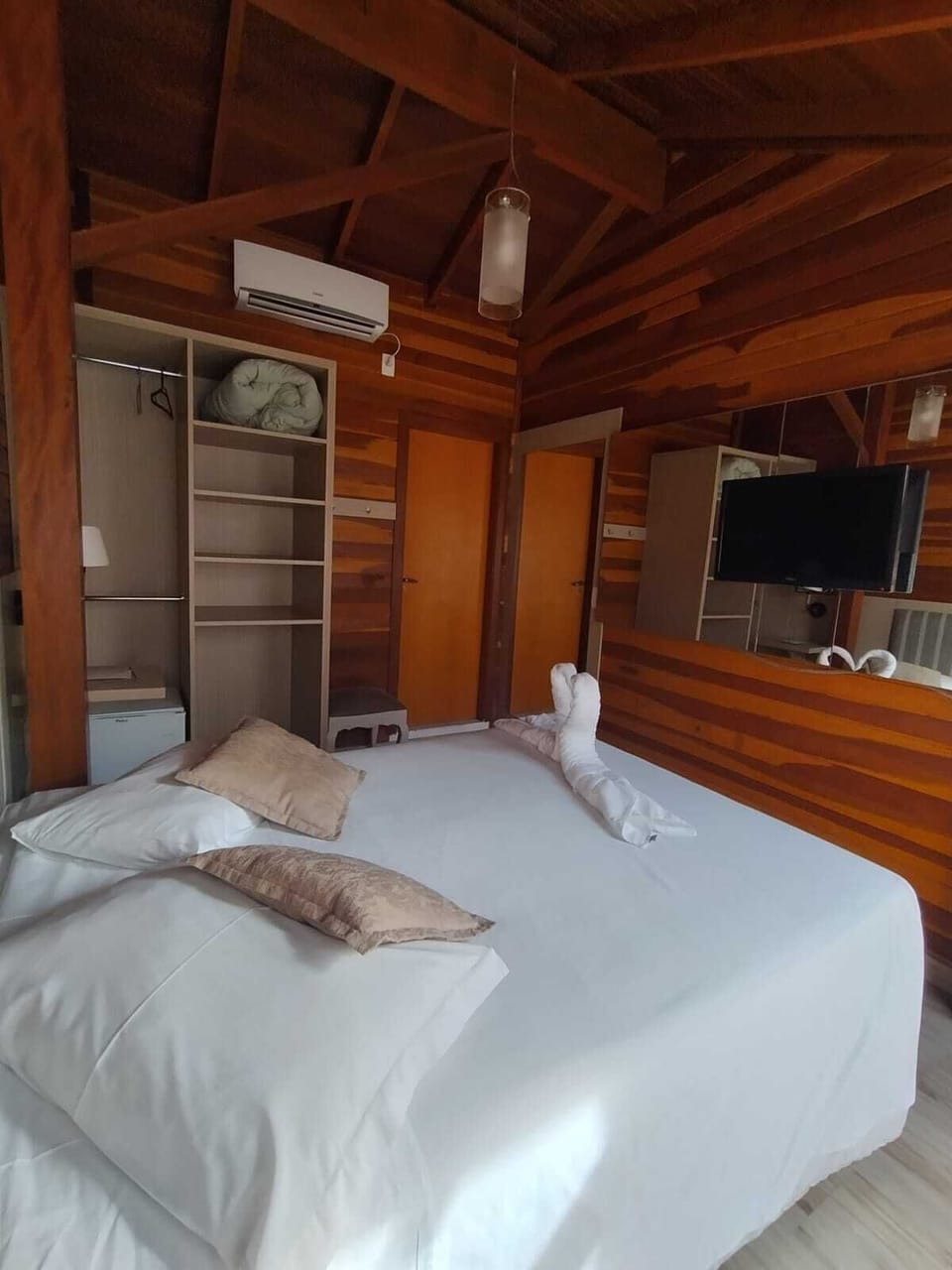 Standard Room, Courtyard View | Free WiFi, bed sheets