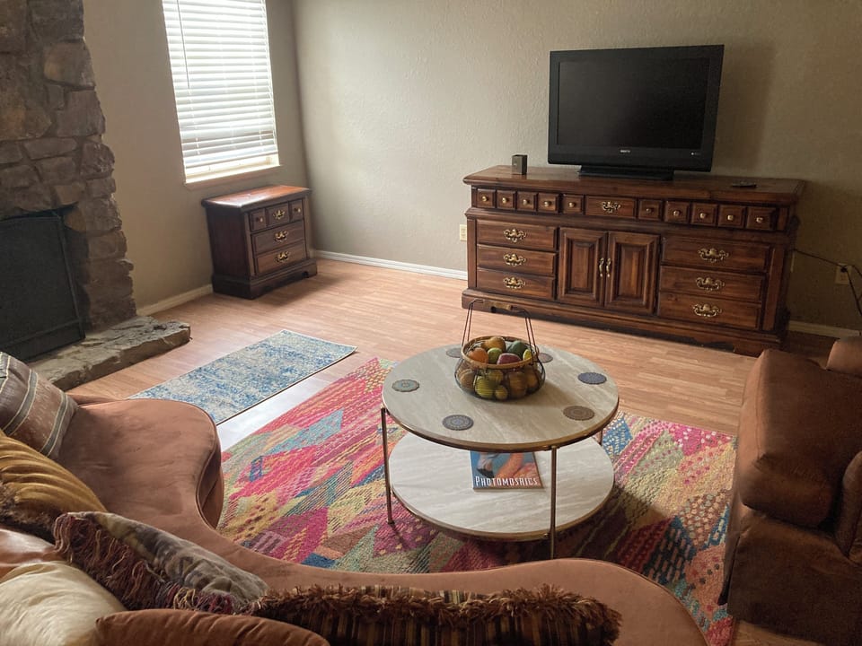 Spacious Living room