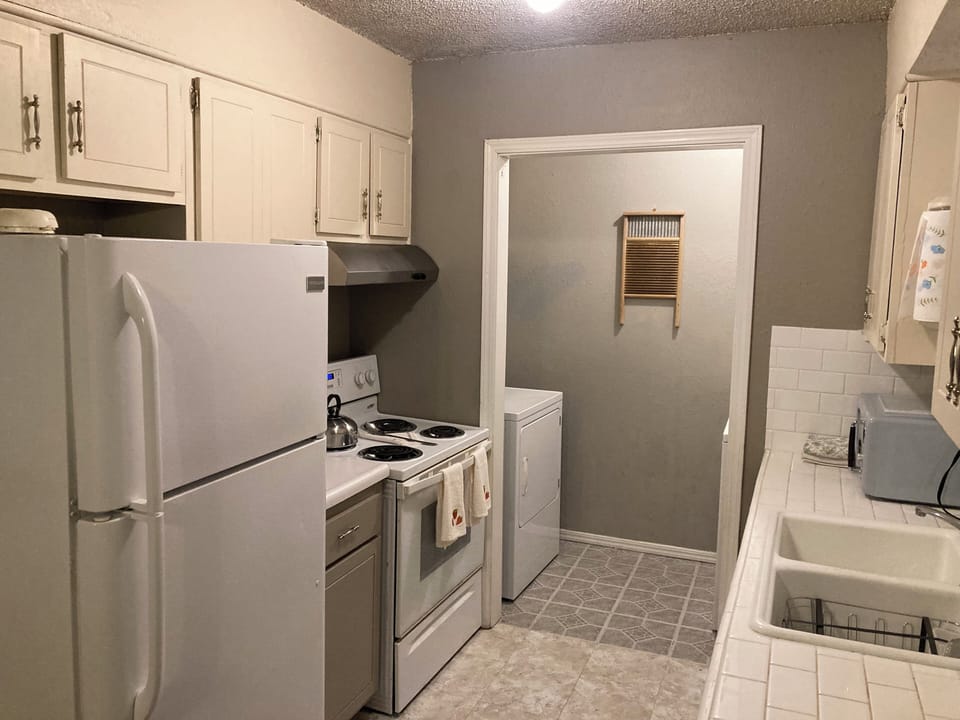 Full kitchen with dishwasher