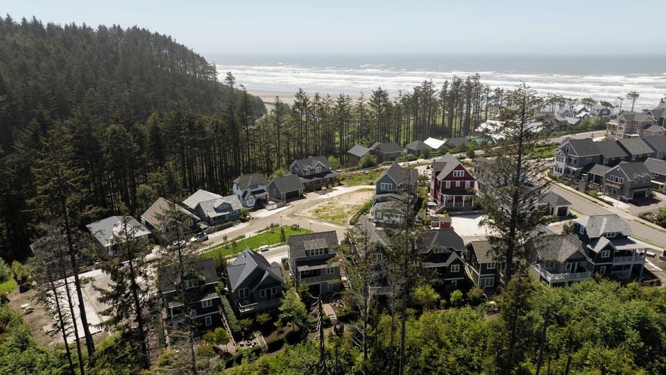 Lost at Sea is walking distance to the ocean. 