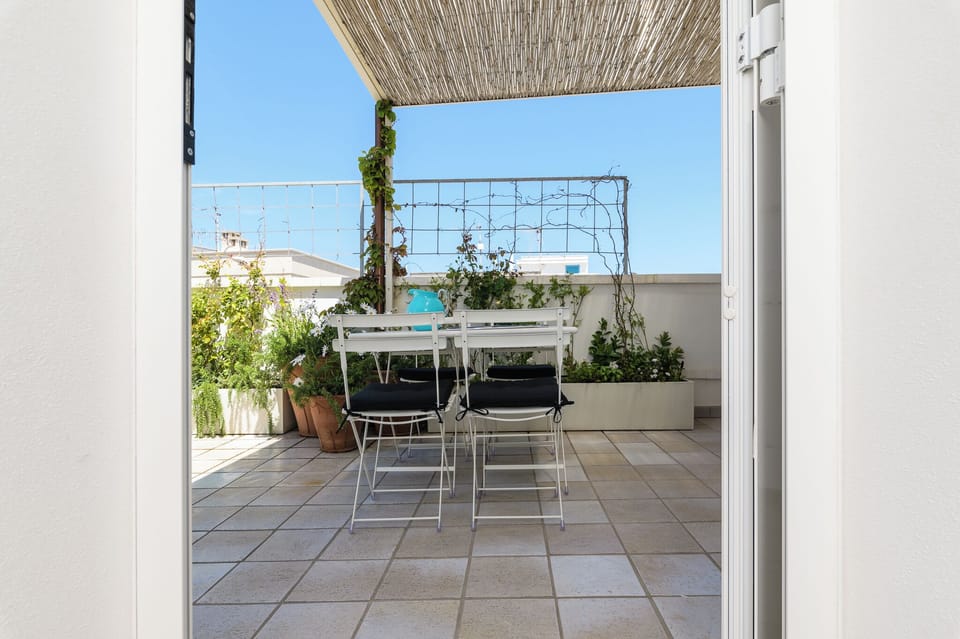 Apartment | Terrace/patio