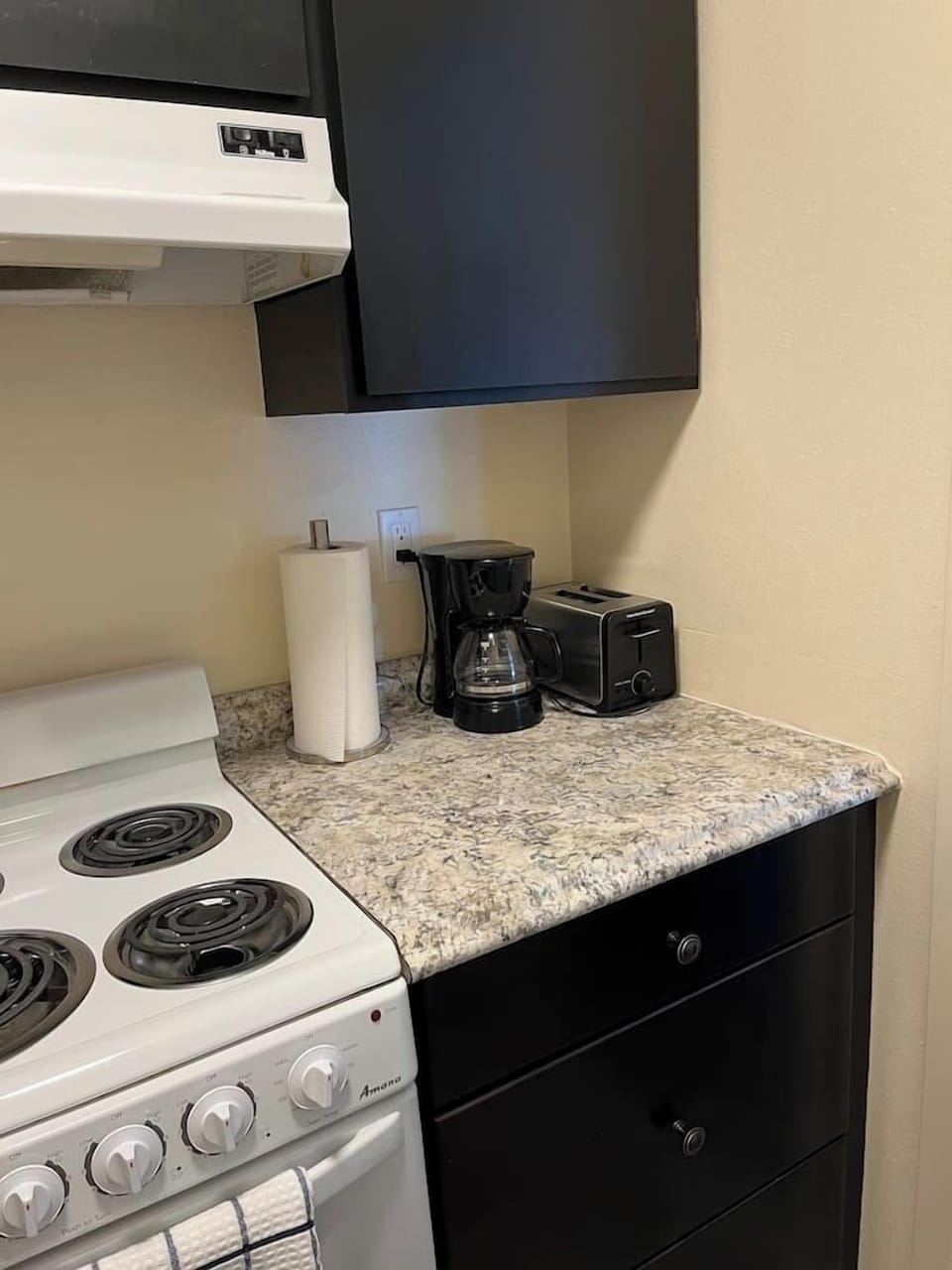 Storage, coffee maker and toaster