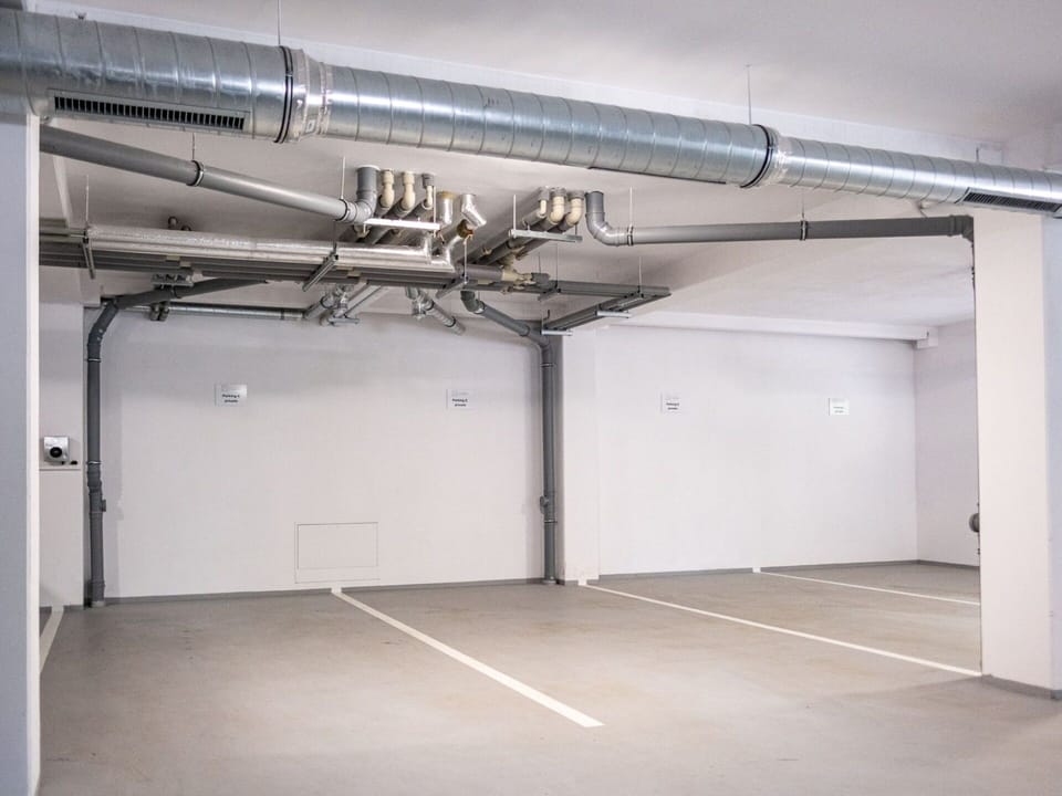 Flooring, Gas, Ceiling, Building, Machine, Metal, Aluminium, Composite Material, House
