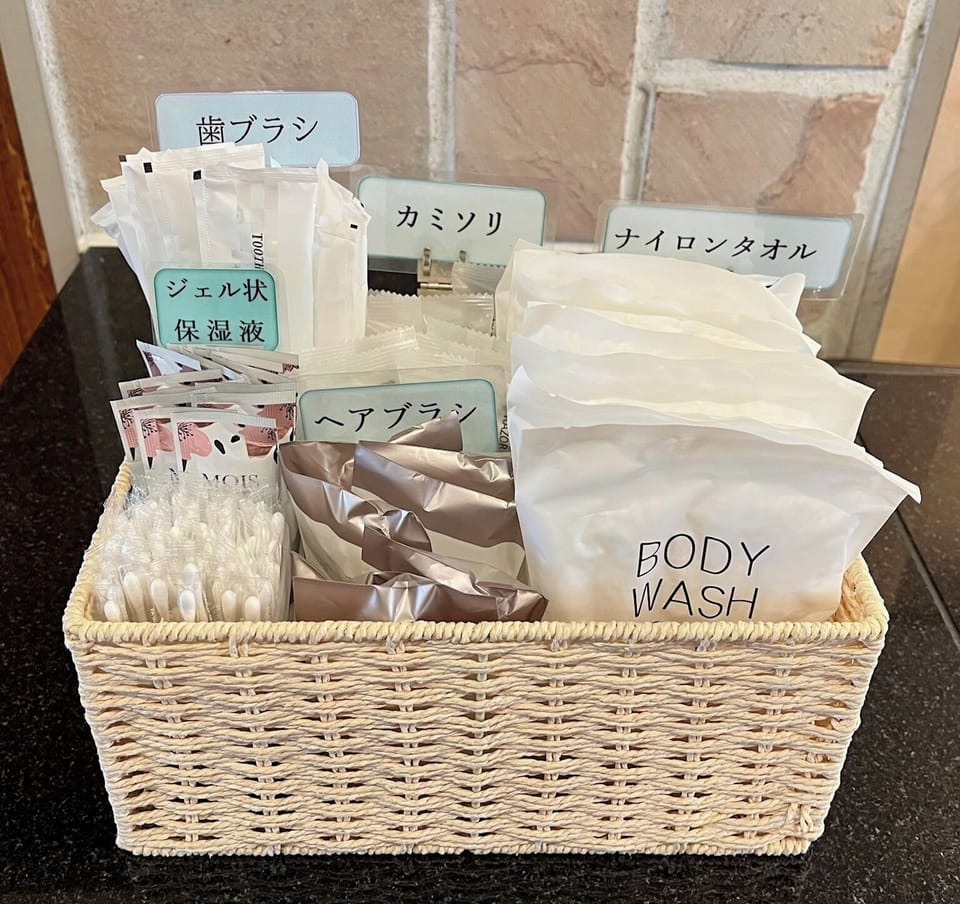 Bathroom amenities