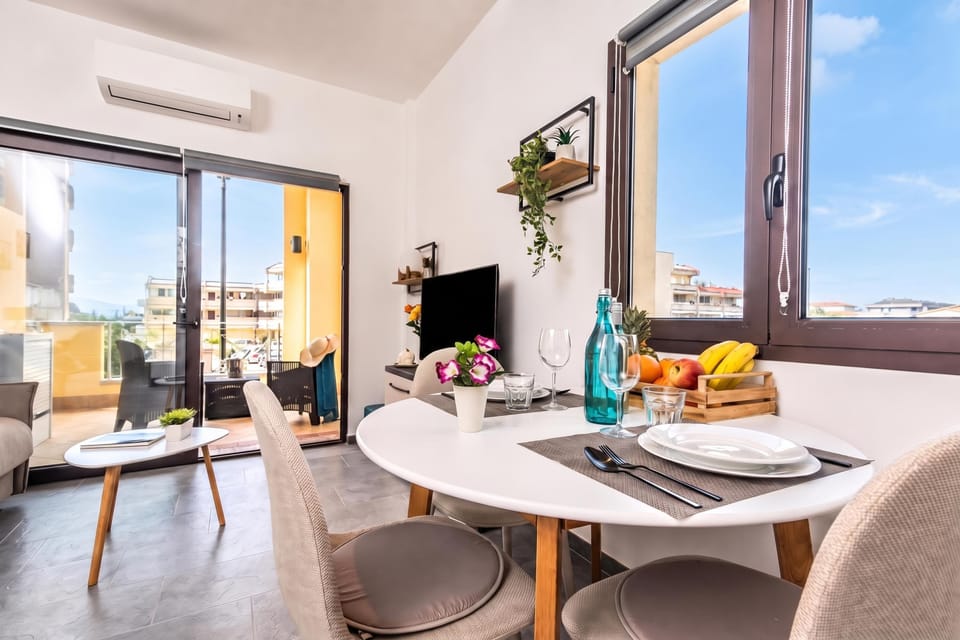 Living and dining room