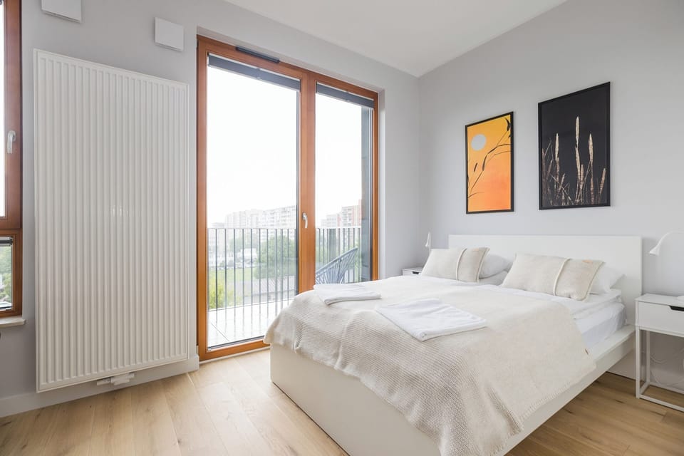 Deluxe Apartment | 1 bedroom, blackout drapes, iron/ironing board, free WiFi