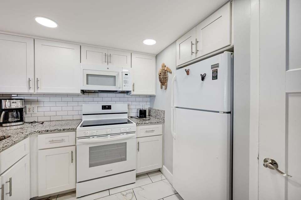 Fully Equipped Kitchen for Your Stay
