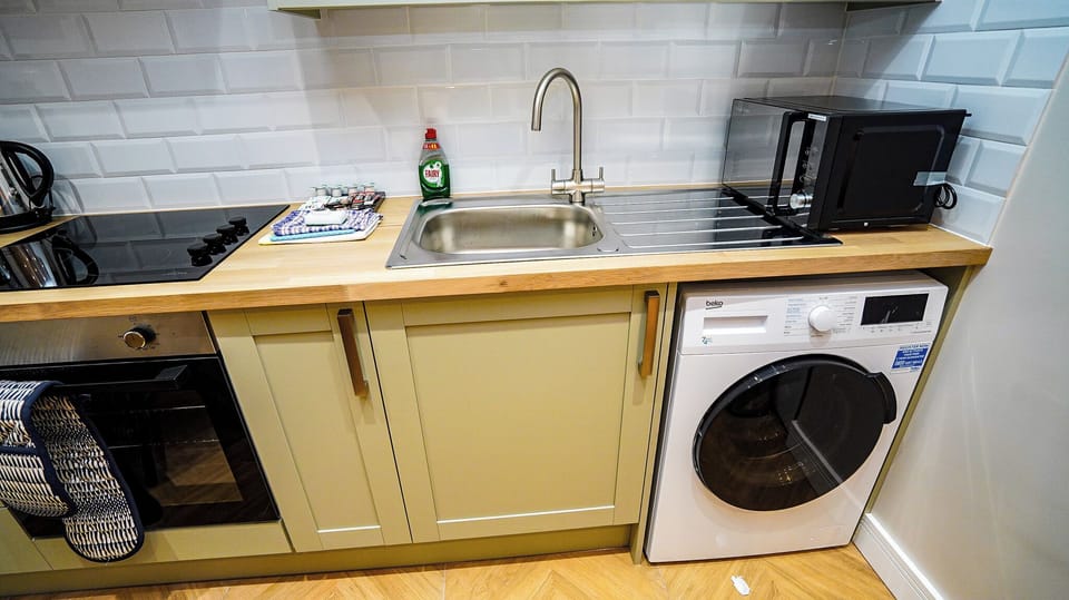 Apartment | Private kitchen | Microwave