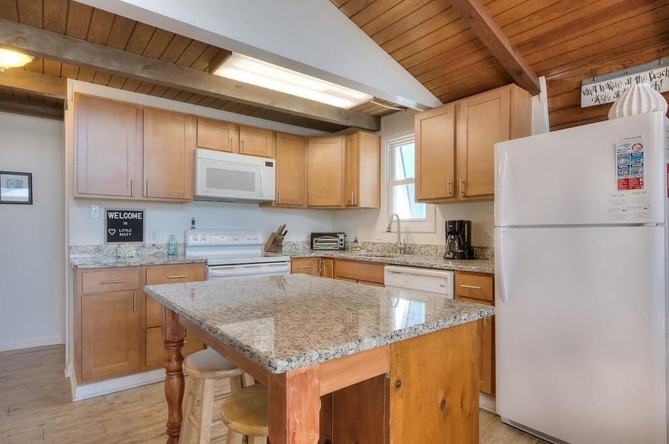 Kitchen
GW 6.10.24