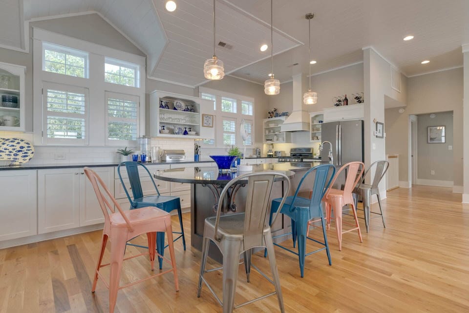 Top Level Additional Dining Area