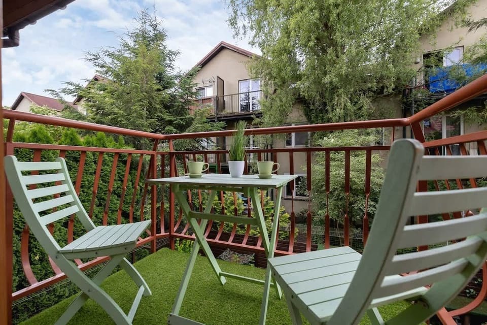 Furnished balcony.
