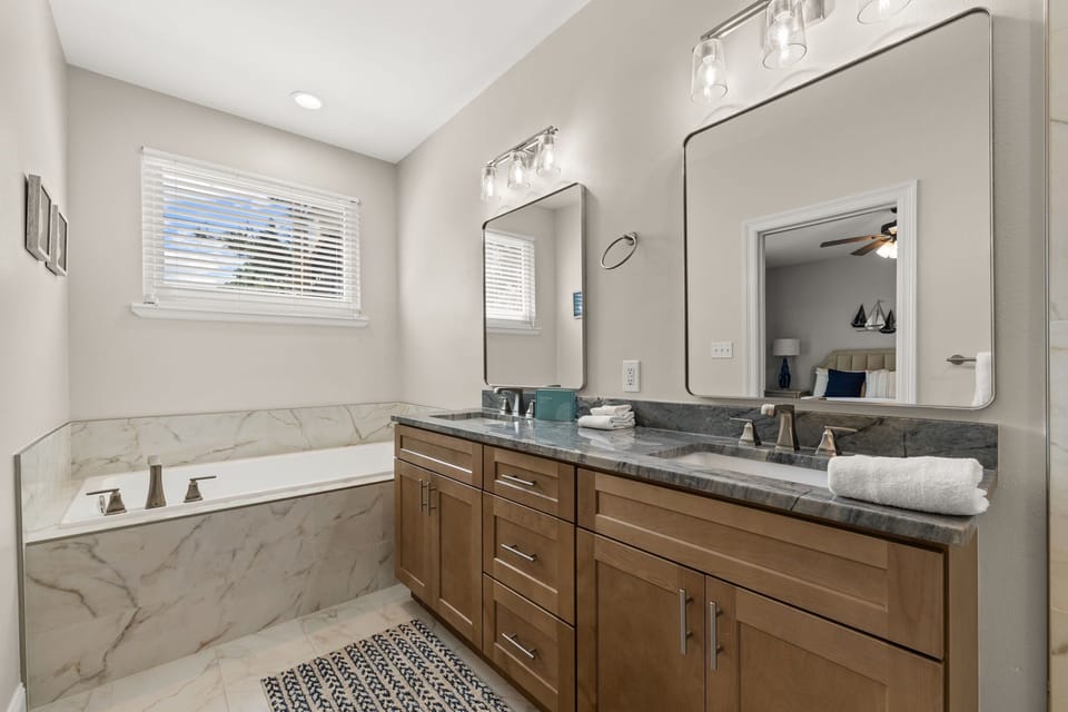 MASTER BATHROOM VANITY