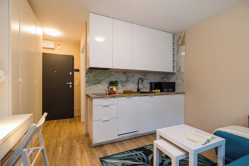 Classic Apartment, Park View | Private kitchen