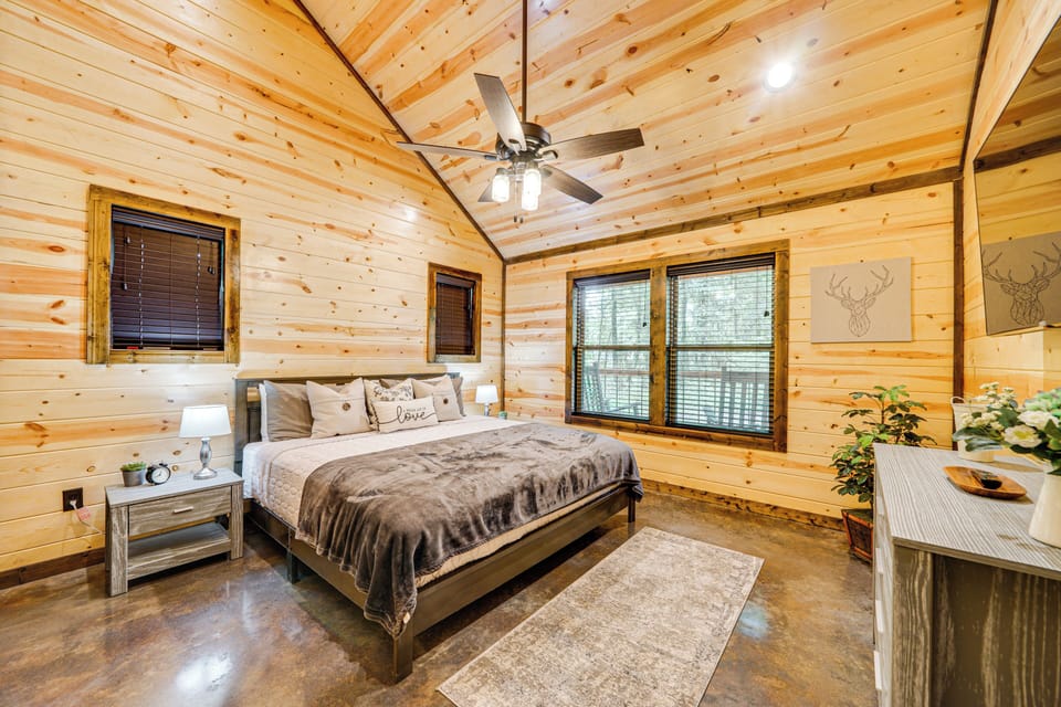 House (2 Bedrooms) | Interior