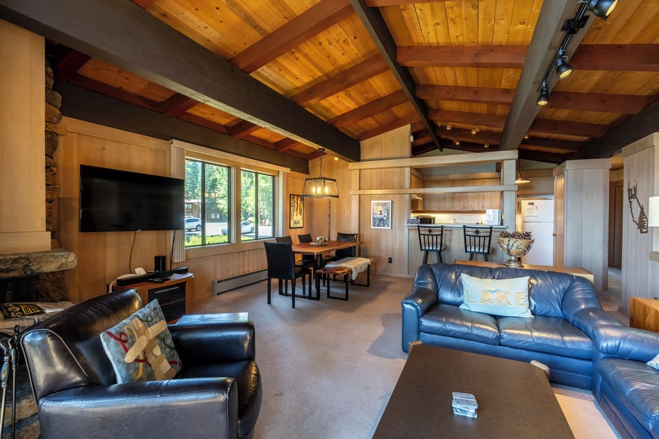 Rocky Ridge 4 - Living Area Dining Kitchen