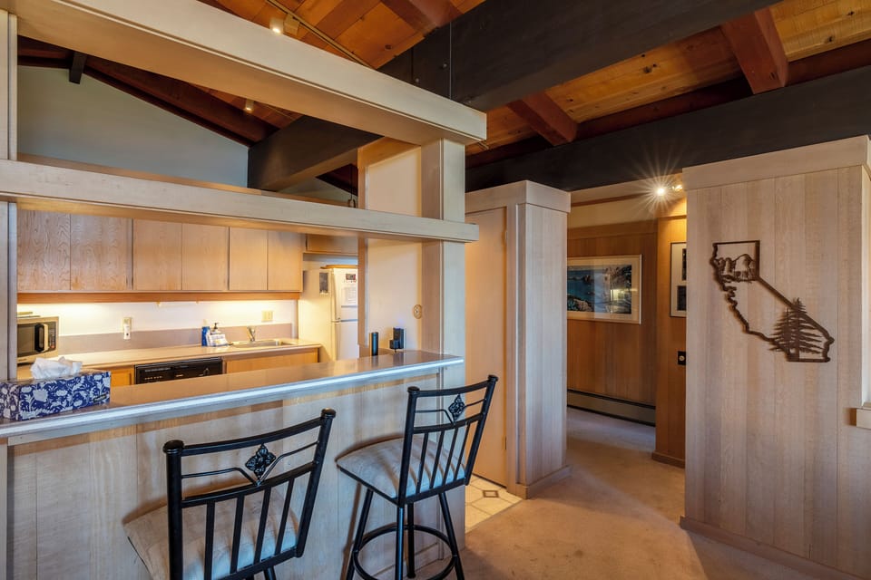 Rocky Ridge 4 - Kitchen Barstools