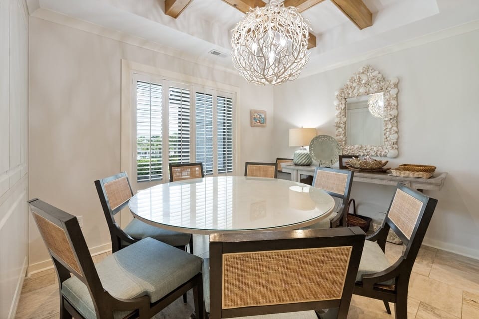 Condo, 4 Bedrooms | Dining