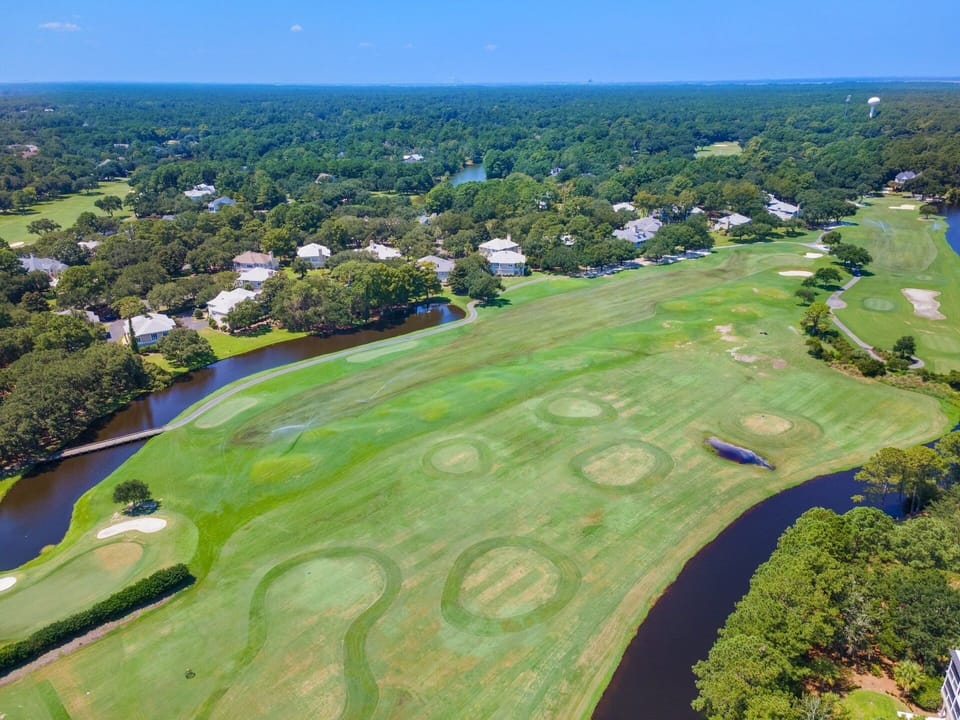 Condo, 3 Bedrooms | Golf