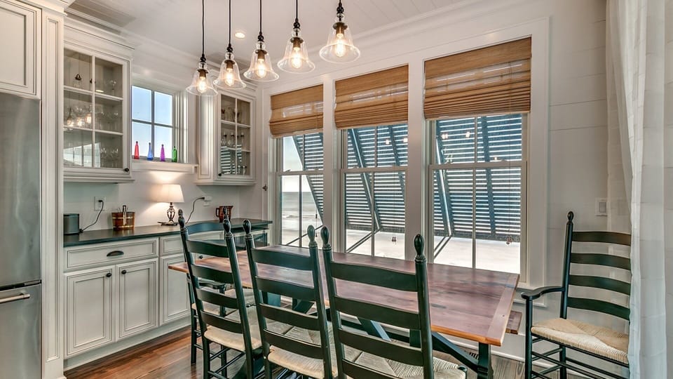House, 4 Bedrooms | Private kitchen | Fridge, oven, coffee/tea maker, toaster