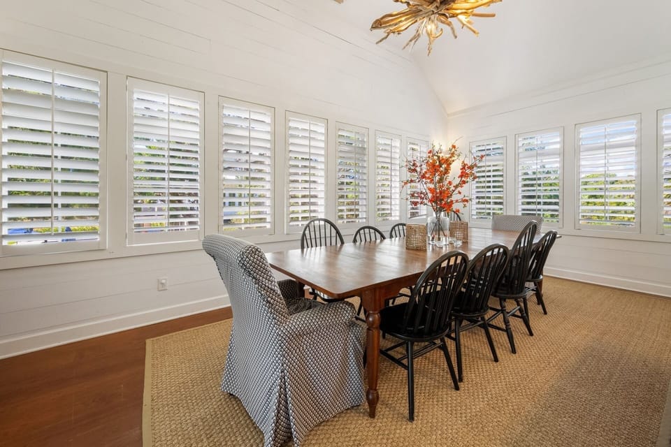 House, 6 Bedrooms | Dining
