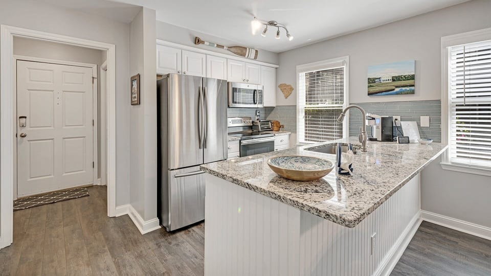 Condo, 2 Bedrooms | Private kitchen | Coffee/tea maker, fridge, oven, toaster