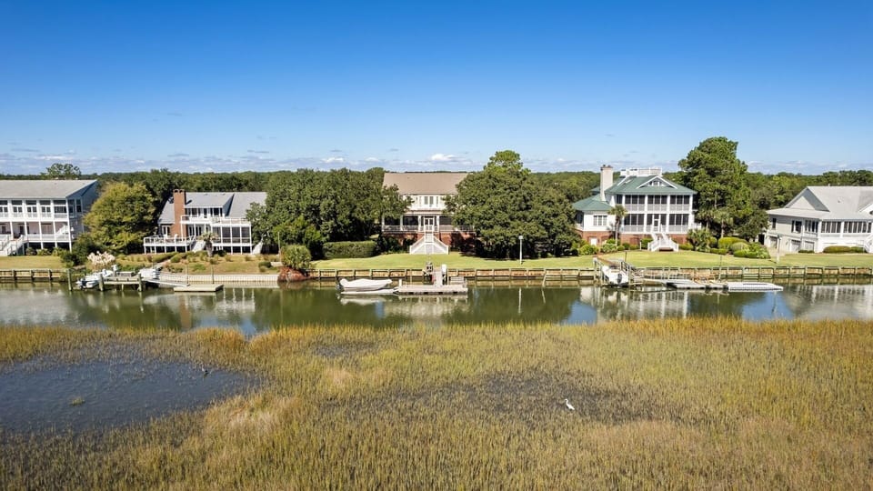 House, 5 Bedrooms | Aerial view