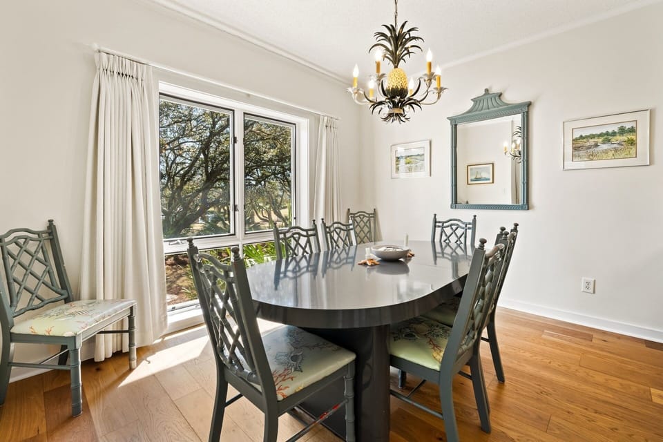 Condo, 3 Bedrooms | Dining