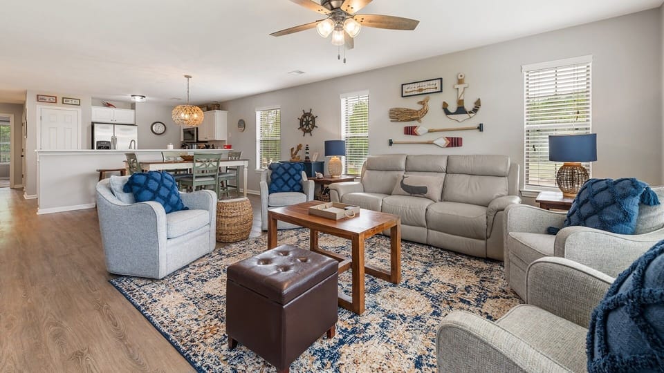 Condo, 2 Bedrooms | Interior