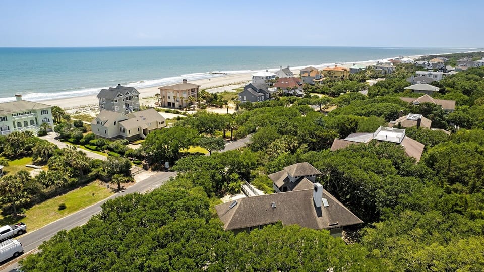 House, 5 Bedrooms | Aerial view