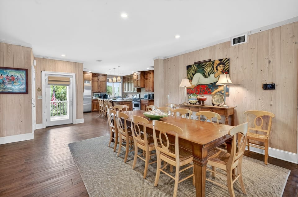 House, Multiple Bedrooms | Dining