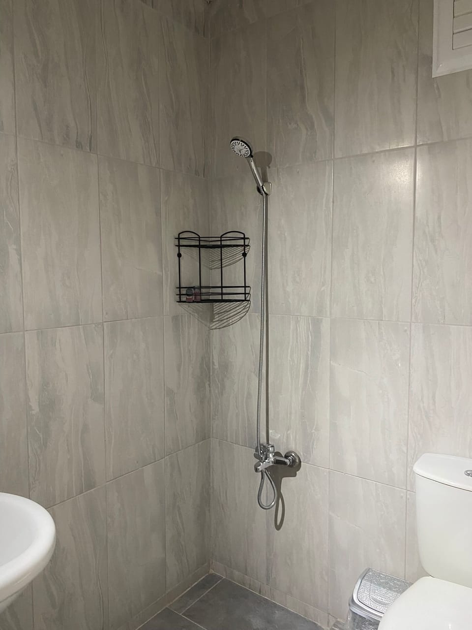 Classic Room, 1 Double Bed, Balcony, Sea View | Bathroom | Shower, towels, soap, shampoo