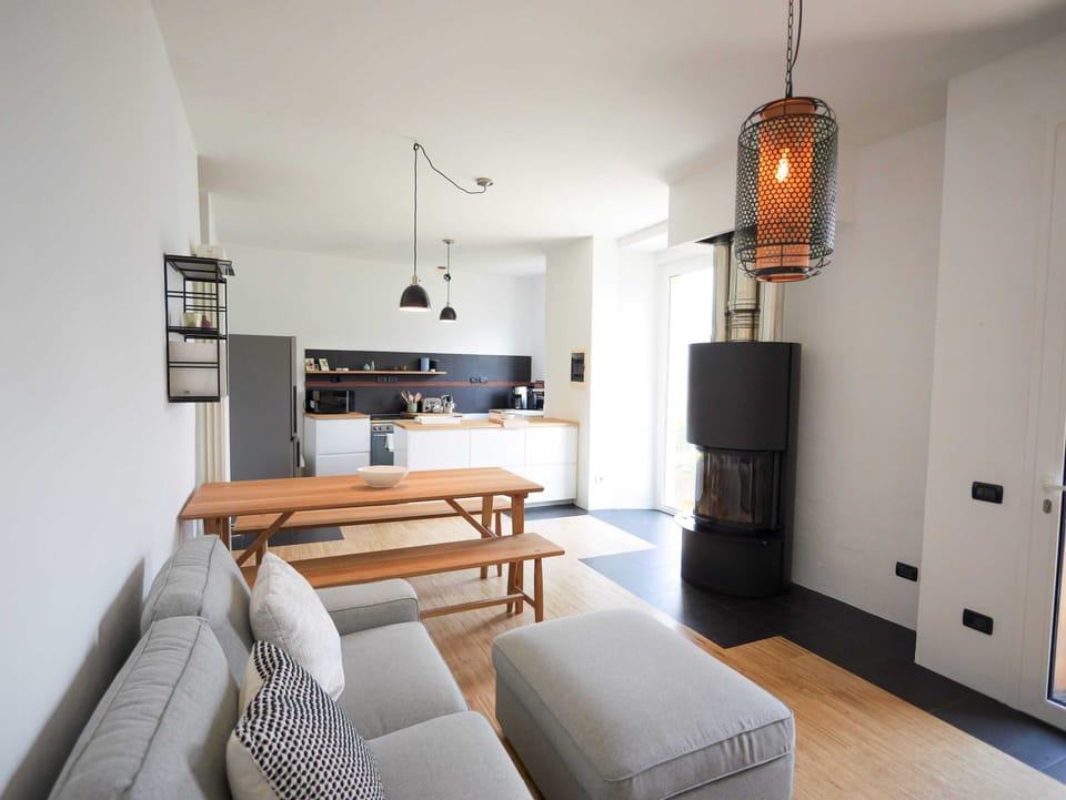 Apartment, Balcony, Lake View | Living room | 30-inch TV with digital channels