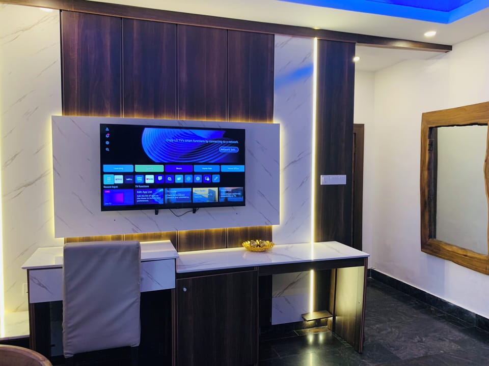 Royal Single Room | Free WiFi