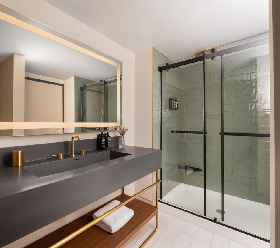 Bathroom shower