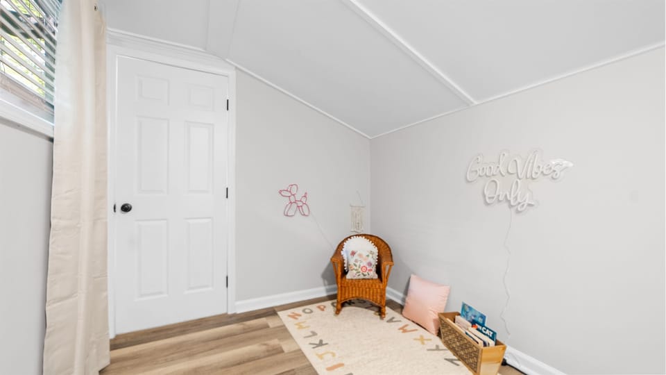 Small kids area to read 